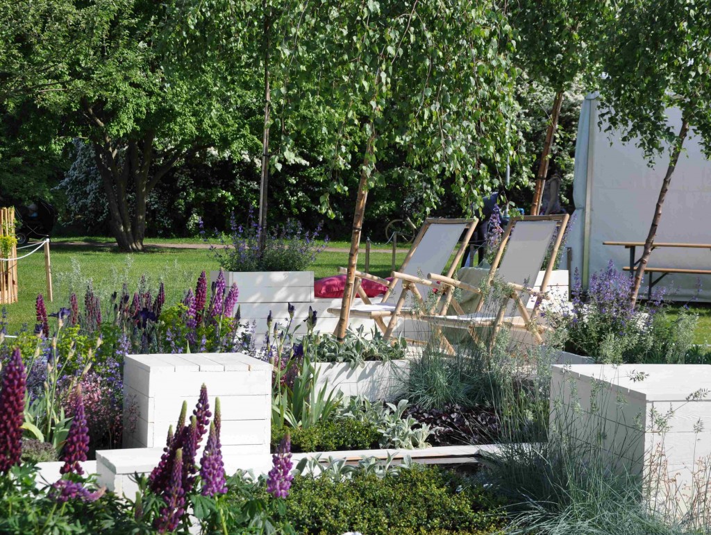 Luftiga trädgårdar med ljusa material visades i årets Malmö Garden Show.